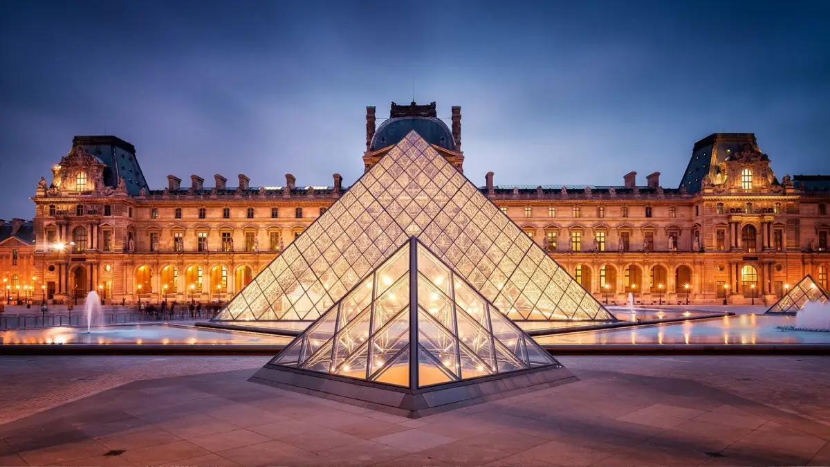 MondoBelloTurismo-LouvreParis